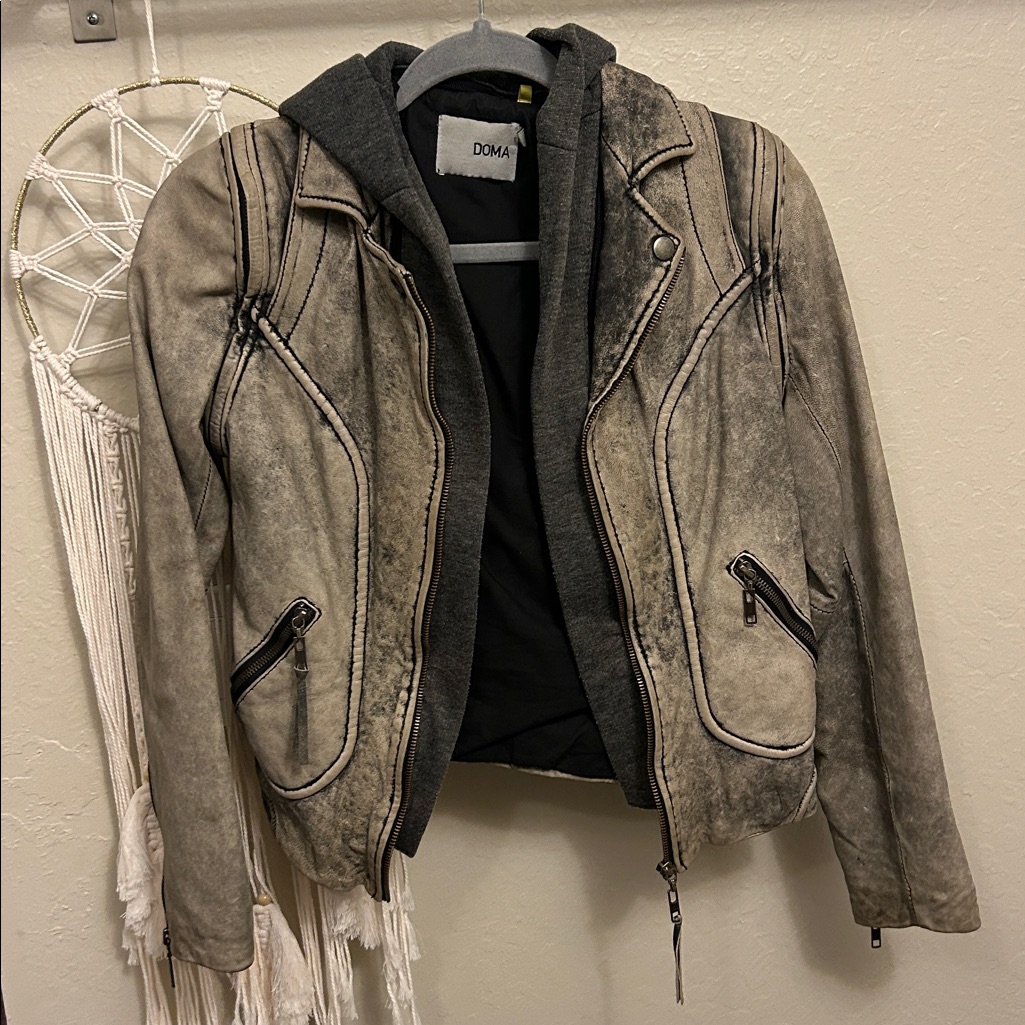 Doma Gray Leather Jacket With Black Accents